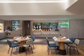 Even Chengdu Jinniu by IHG