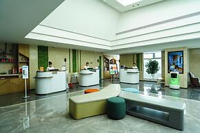 Even Chengdu Jinniu by IHG