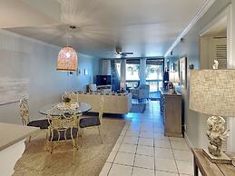 Hibiscus by Distinctive Beach Rentals