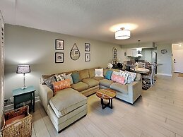 Hibiscus by Distinctive Beach Rentals