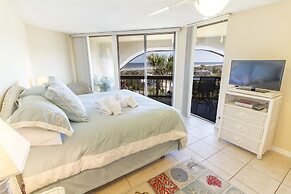 Hibiscus by Distinctive Beach Rentals