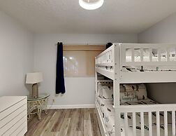 Hibiscus by Distinctive Beach Rentals