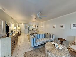 Hibiscus by Distinctive Beach Rentals