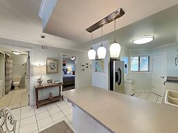 Hibiscus by Distinctive Beach Rentals