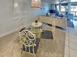 Hibiscus by Distinctive Beach Rentals
