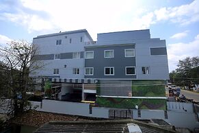 Comfort Inn Kaikaluru