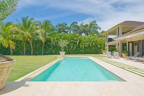 Dramatic Luxury Villa With Golf and Ocean View Walking Distance From t