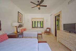 Dramatic Luxury Villa With Golf and Ocean View Walking Distance From t