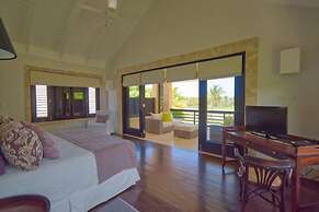 Dramatic Luxury Villa With Golf and Ocean View Walking Distance From t