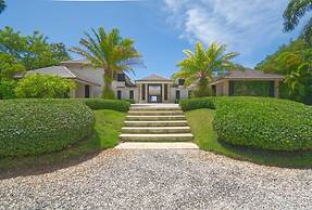 Dramatic Luxury Villa With Golf and Ocean View Walking Distance From t