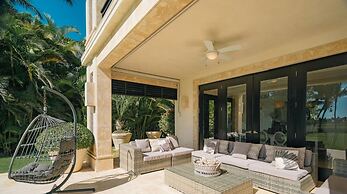 Dramatic Luxury Villa With Golf and Ocean View Walking Distance From t