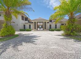 Dramatic Luxury Villa With Golf and Ocean View Walking Distance From t