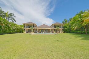 Dramatic Luxury Villa With Golf and Ocean View Walking Distance From t