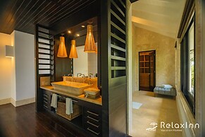 Dramatic Luxury Villa With Golf and Ocean View Walking Distance From t