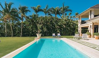 Dramatic Luxury Villa With Golf and Ocean View Walking Distance From t