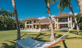 Dramatic Luxury Villa With Golf and Ocean View Walking Distance From t