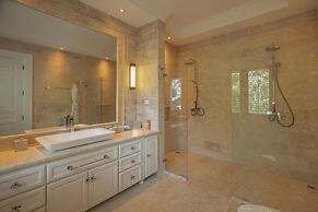 Unique Lake-front 10-bedroom Mansion in Most Luxurious Resort of the C