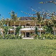 Unique Lake-front 10-bedroom Mansion in Most Luxurious Resort of the C