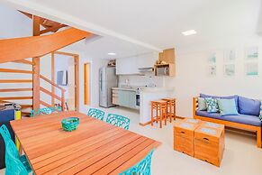 IT28 Triplex 4 Suítes 100m da Praia