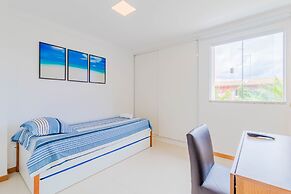 IT28 Triplex 4 Suítes 100m da Praia