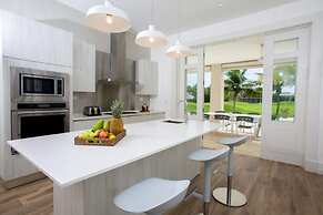 Amazing Golf Villa at Luxury Resort in Punta Cana Includes Staff Golf 