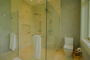 Amazing Golf Villa at Luxury Resort in Punta Cana Includes Staff Golf 