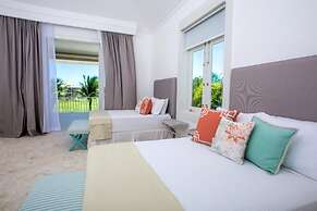 Amazing Golf Villa at Luxury Resort in Punta Cana Includes Staff Golf 