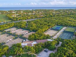 Amazing Golf Villa at Luxury Resort in Punta Cana Includes Staff Golf 