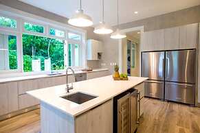 Amazing Golf Villa at Luxury Resort in Punta Cana Includes Staff Golf 