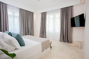 Amazing Golf Villa at Luxury Resort in Punta Cana Includes Staff Golf 