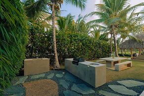 Amazing Golf Villa at Luxury Resort in Punta Cana Includes Staff Golf 