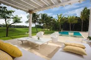 Amazing Golf Villa at Luxury Resort in Punta Cana Includes Staff Golf 