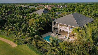 Amazing Golf Villa at Luxury Resort in Punta Cana Includes Staff Golf 