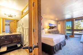 Hotel Style Room In The Timber Creek Lodge 1 Bedroom Condo by Redawnin