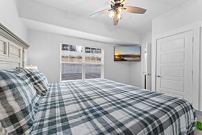 Summer Breeze 9 Bedroom Home by RedAwning