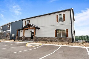 Summer Breeze 9 Bedroom Home by RedAwning