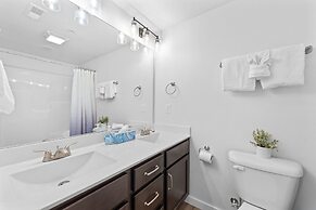 Summer Breeze 9 Bedroom Home by RedAwning