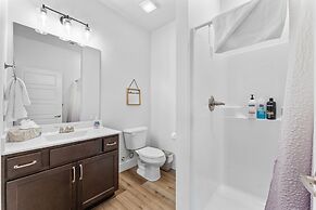 Summer Breeze 9 Bedroom Home by RedAwning