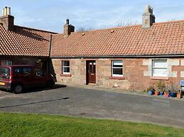 Charming Cottage in North Berwick With Sea Views