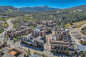 Downtown Breck Ski In Ski Out! Walk to Everything