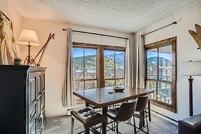 Your Next Vacay at Peak 9 Ski-in/ski-out