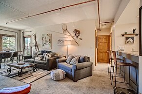 Your Next Vacay at Peak 9 Ski-in/ski-out