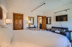 Your Next Vacay at Peak 9 Ski-in/ski-out