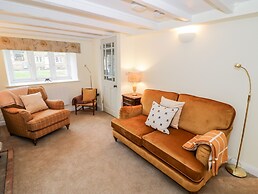 Bumble Cottage