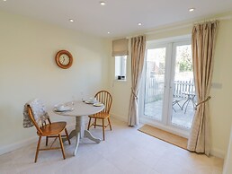 Bumble Cottage