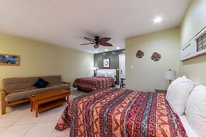 Captain's Table Hotel