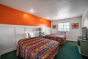 Captain's Table Hotel