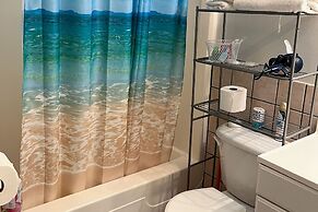 Captain's Table Hotel