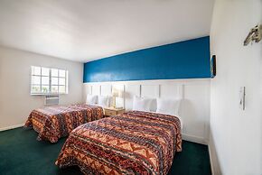 Captain's Table Hotel