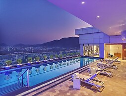 Vivanta Navi Mumbai Turbhe